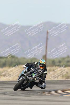 media/Nov-30-2025-TrackXperience (Sun) [[c0061d280f]]/3-Level 1/Session 3 (Turn 16)/